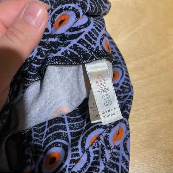 LULAROE One Size HALLOWEEN Green Leggings OS Witches Hats & Spiders / Eyes - Picture 4 of 10